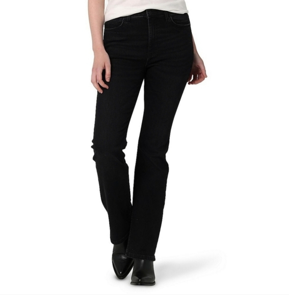 NWT Wrangler Jeans Womens Size 14 Black High Rise Bootcut - Picture 1 of 5